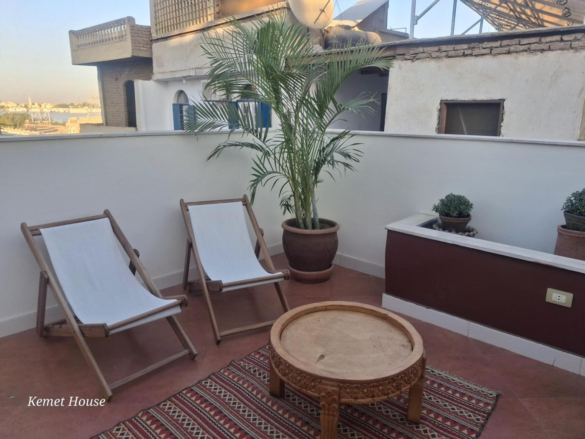 Отель Kemet House Луксор Экстерьер фото